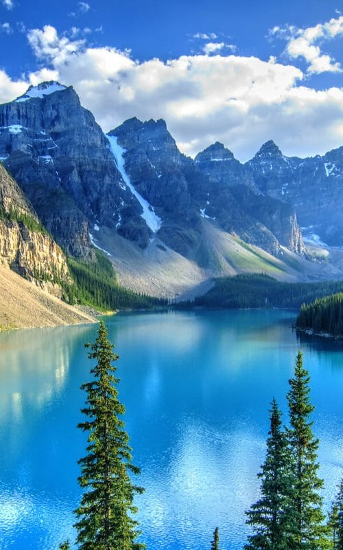 Moraine Lake, Banff, Rocky Mountains, Canada